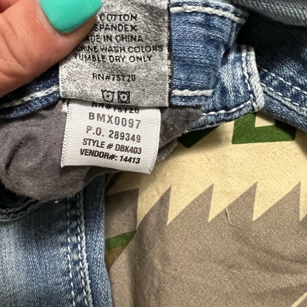 Day trip Leo Jean size 26R
